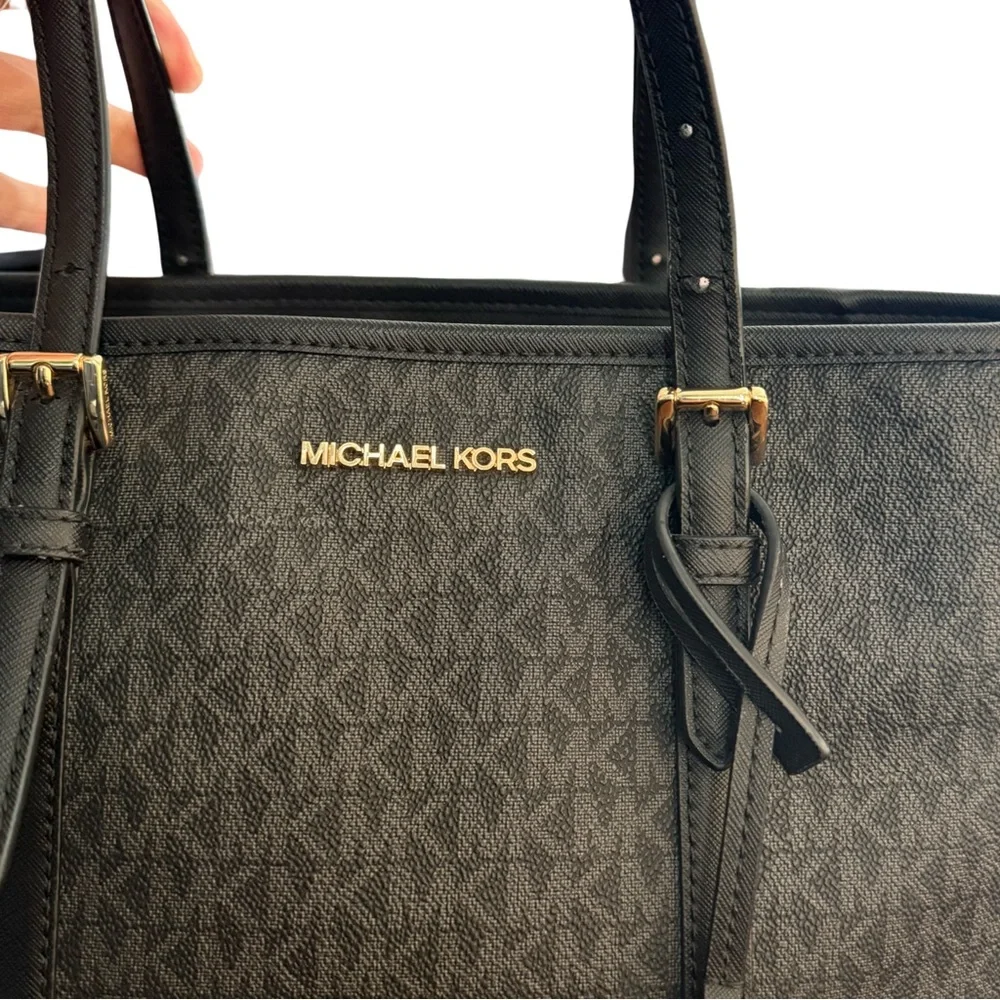 Michael Kors Jet Set‎ Travel Medium Logo Tote – Black